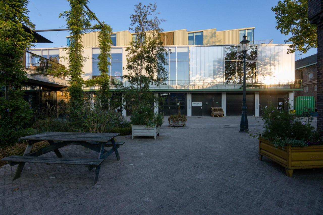 Limehome Eindhoven Gashouder Екстер'єр фото