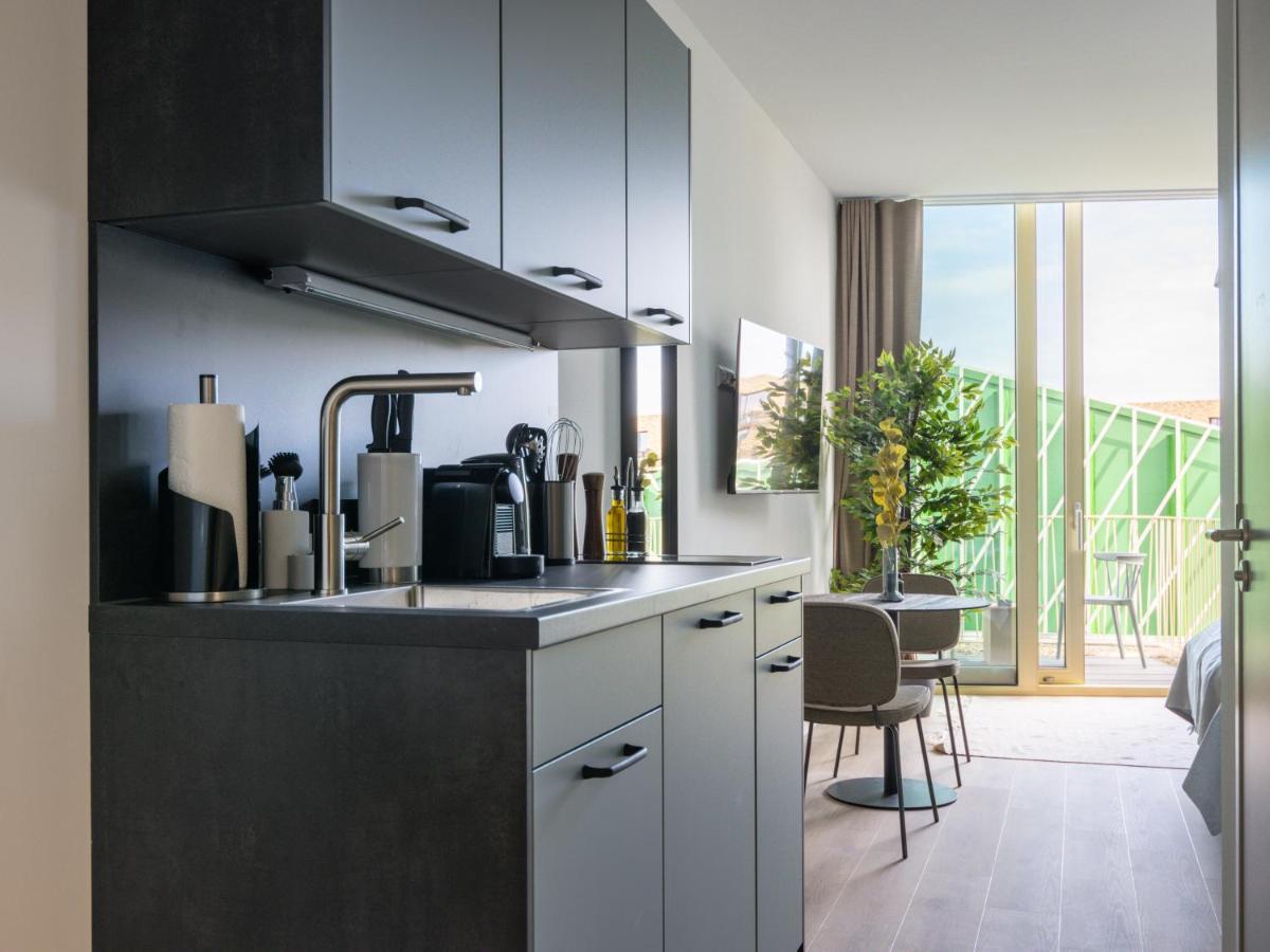Limehome Eindhoven Gashouder Екстер'єр фото